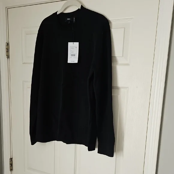 Theory Black Crewneck Sweater - Picture 1 of 9